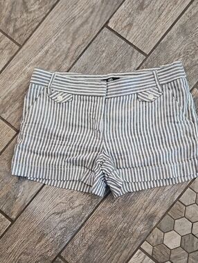 ABS platinum  Striped Cotton Twill Women's Shorts - Black/White